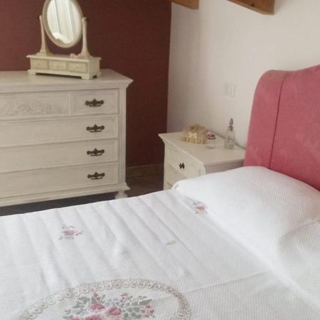 Il Cielo In Una Stanza Hotel Giulianova Kültér fotó