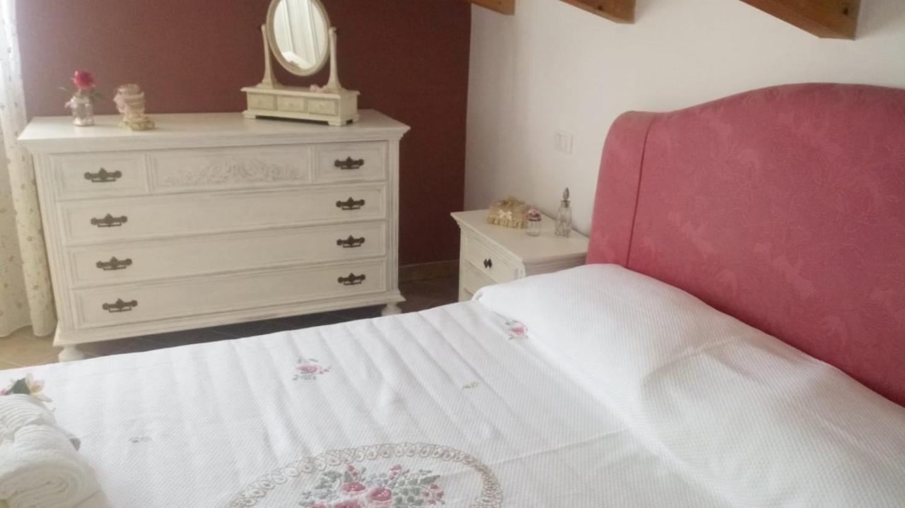 Il Cielo In Una Stanza Hotel Giulianova Kültér fotó